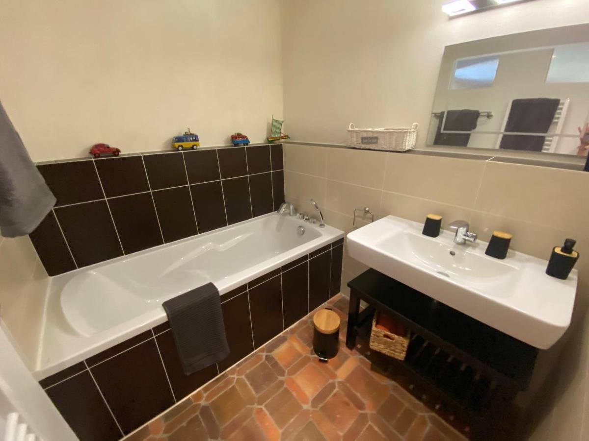 Les Loges De Yoff Acomodação com café da manhã Ambon Exterior foto